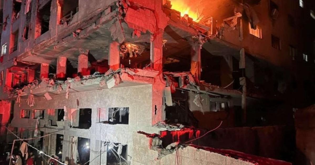 فلسطين – ليلة دامية في غزة.. قصف وقصف وإطلاق نار متواصل وانتهاكات متجددة لاتفاق وقف إطلاق النار
