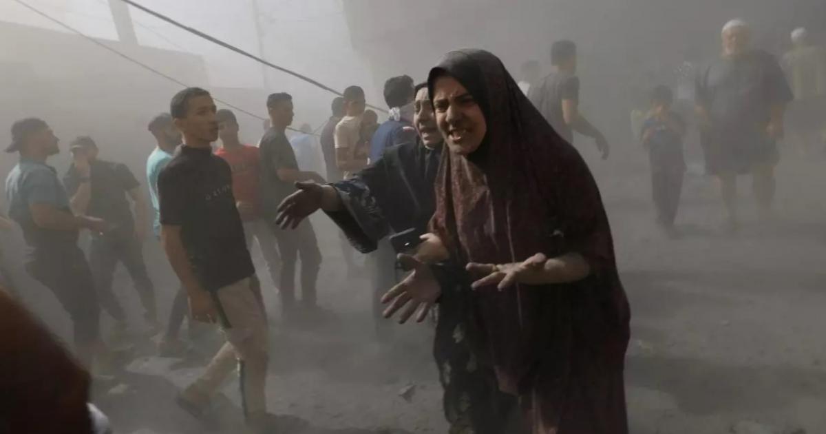 فلسطين – واستشهد محدث وأصيب جراء قصف الاحتلال للمنشآت الطبية في بيت لاهيا فلسطين – واستشهد محدث وأصيب جراء قصف الاحتلال للمنشآت الطبية في بيت لاهيا