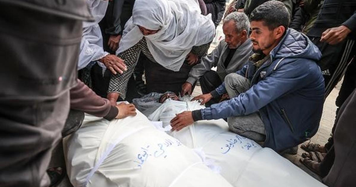 فلسطين – غزة: 3 شهداء الثلاثاء وحصيلة “الإبادة الجماعية” ترتفع إلى أكثر من 72615 شهيداً فلسطين – غزة: 3 شهداء الثلاثاء وحصيلة “الإبادة الجماعية” ترتفع إلى أكثر من 72615 شهيداً