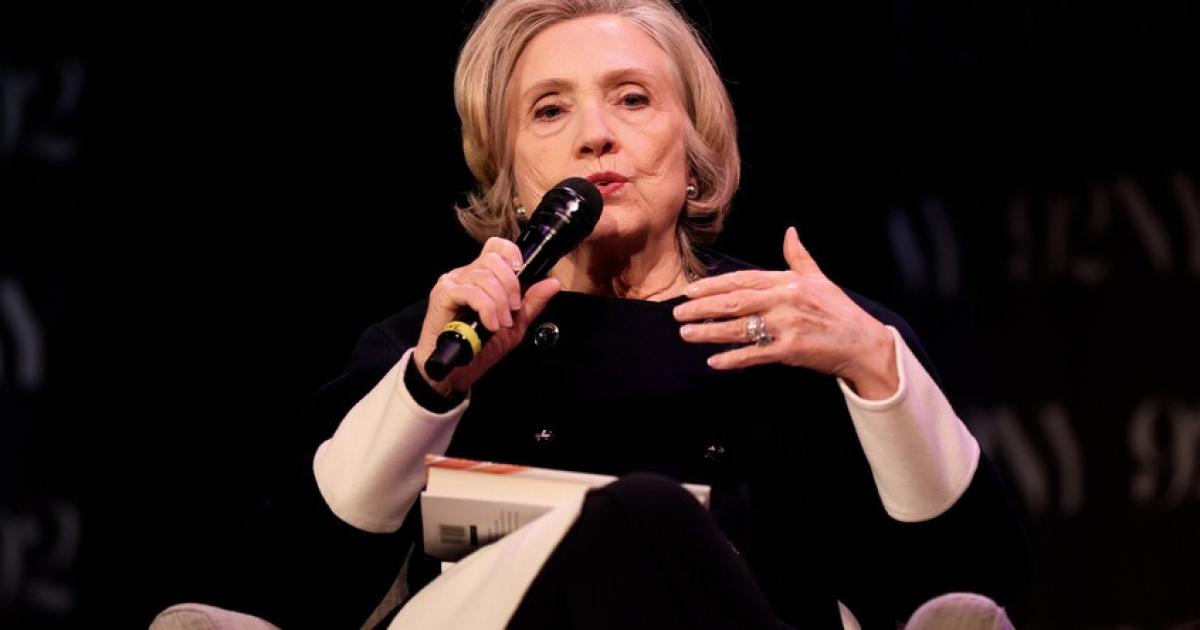 Clinton demands tougher U.S. stance on Netanyahu government