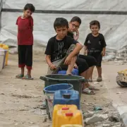 تعطيش أهالي غزة