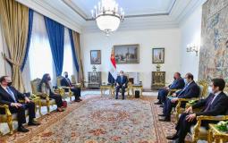 السيسي مع مستشار الأمن القومي الأميركي