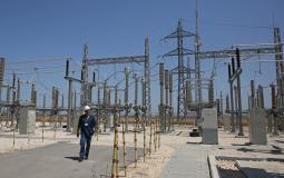 الاحتلال يشرع بقطع الكهرباء عن مناطق في الضفة