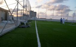 جانب من أحد الملاعب المعشبة