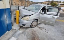 إصابة فلسطيني إثر اصطدام سيارته عند حاجز برطعة