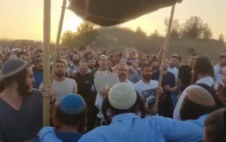 مئات المستوطنين يقتحمون مستوطنة "حومش" المخلاة ويقيمون حفلًا راقصًا