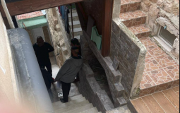 الاحتلال يقتحم منزل محافظ القدس