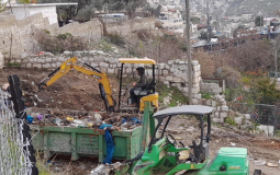 جانب من أعمال التجريف