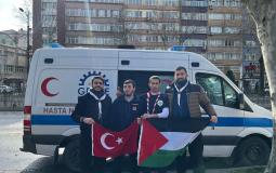 جانب من الفرق التطوعية الفلسطينية