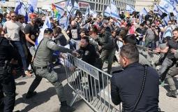 اشتباكات بين شرطة الاحتلال والمتظاهرين في "تل ابيب"