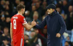 توخيل يمينا