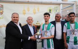 جانب من تتويج البطل