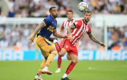 مارتينيز يمينا