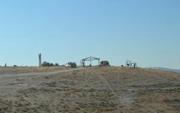 مستوطنون يشرعون ببناء بؤرة جديدة شرق القدس