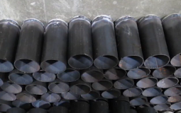 القسام بالضفة ينشر فيديو لاستئناف العمل على تصنيع العبوات الناسفة