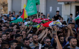 جماهير غفيرة تشيّع جثمان الشهيد رمزي حامد في بلدة سلواد برام الله