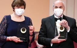 نوبل للطب للمجرية كاتالين كاريكو والأميركي درو وايسمان