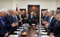 عباس عيّن الشيخ نائبا له في خطوة لاقت رفضا وطنيا وشعبيا واسعا