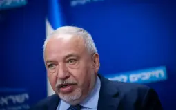 ليبرمان