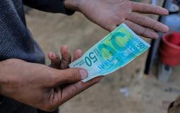 أزمة السيولة ترهق كاهل المواطنين في الحرب