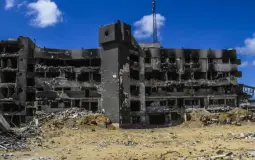 الدمار في مستشفيات مدينة غزة