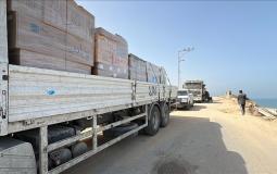 إدخال المساعدات إلى غزة