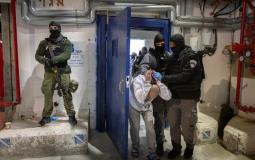 انتهاكات ضد الأسرى في سجون الاحتلال