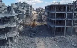 Israeli Forces Persist in Bombardment and Artillery Shelling in Khan Younis.webp