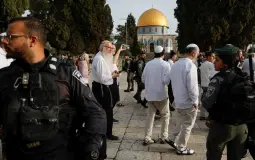 اقتحام عدد من المستوطنين المسجد الأقصى المبارك