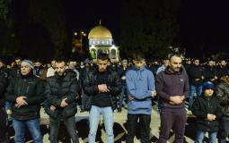 50 ألف مصلٍ يؤدون صلاتي العشاء والتراويح في المسجد الأقصى