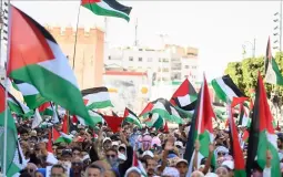 وقفة حاشدة في الرباط تندد بحصار غزة وتطالب بإدخال المساعدات