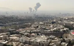 الصين: الضربات الأمريكية و"الإسرائيلية" على إيران انتهاك للقانون الدولي ونخشى اتساع الصراع