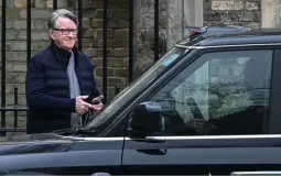 أقيل السفير السابق من منصبه بعد تكشف علاقاته بإبستين