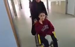 الطفل محمد المتفوّق.. أسير الكرسي المتحرك ووجع أم تكافح وحدها