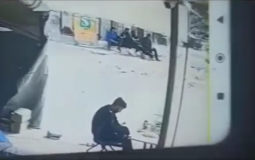 لحظة استهداف طائرات الاحتلال لضباط وعناصر الشرطة الفلسطينية بمدينة غزة قبل أيام