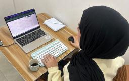 الشابة ميار كباجة.. قصة إبداع تتحدى الظروف بابتكار تطبيق برمجي يساعد أهل غزة