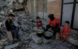 معاناة الأطفال في قطاع غزة