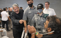 مطالبات أوروبية بمعاقبة بن غفير بعد التنكيل بناشطي "أسطول الصمود"