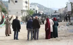 النازحين في مخيم نور شمس
