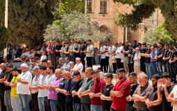 65 ألف مصلٍّ يؤدون صلاة الجمعة في المسجد الأقصى رغم تضييقات الاحتلال