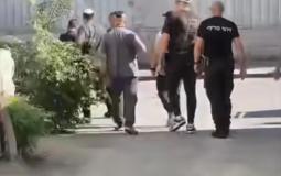 قوات الاحتلال تعتقل وزير شؤون القدس أشرف الأعور من بيت عزاء في سلوان