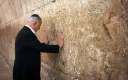 نتنياهو يقتحم حائط البراق
