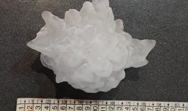 حبات برد قاتلة تهطل في بلدة روسية