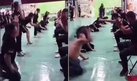 شركة صينية تأمر موظفيها بصفع أنفسهم لهذه الأسباب! (فيديو) - RT Arabic