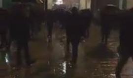 صلاة فجر اليوم من المسجد الأقصى المبارك في أجواء ماطرة وباردة .