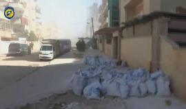 غارات جوية على حي الوعر المحاصر في مدينة حمص