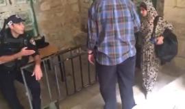 قوات الاحتلال تمنع فتاة من دخول الأقصى لأنه مكتوب على حقيبتها "فلسطينية"