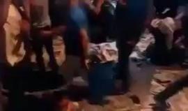 #شاهد
انفجار داخل صالة للافراح في مدينة غازي عنتاب في تركيا وعدد من القتلى والجرحى.