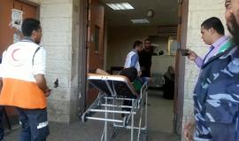 #‏شاهد | الإصابات التي وصلت مستشفى شهداء الأقصى وسط قطاع غزة جراء اعتداء الاحتلال على المتظاهرين شرق البريج أمس .

تصوير / حازم مزيد