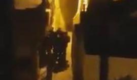 لحظة اعتقال الاحتلال الفتى محمد زيتون من منزله فجر اليوم ببلدة سلوان جنوب المسجد الأقصى